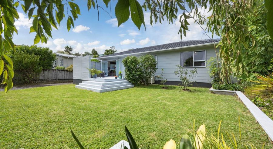  at 20 Annison Avenue, Glen Eden, Waitakere City, Auckland
