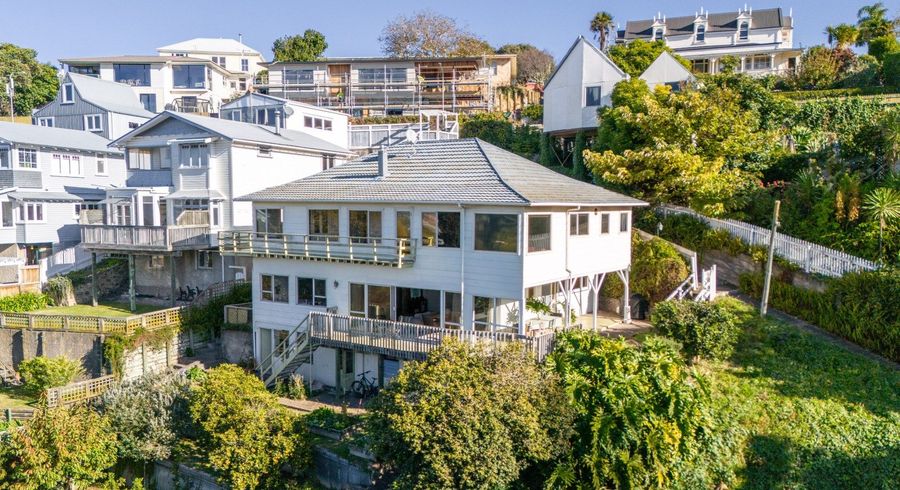  at 17 Fitzroy Road, Bluff Hill, Napier