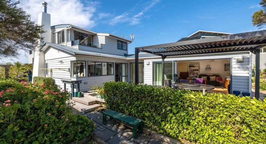  at 35 Tawa Street, Oneroa, Waiheke Island, Auckland