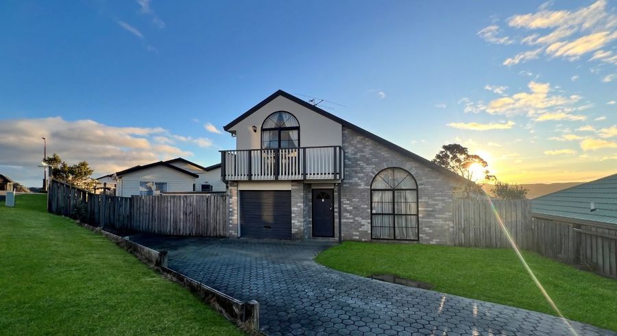  at 1 Northwood Close, Woodridge, Wellington, Wellington