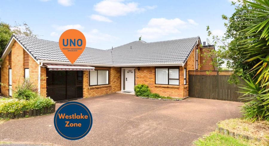  at 54 Edgeworth Rd, Glenfield, North Shore City, Auckland