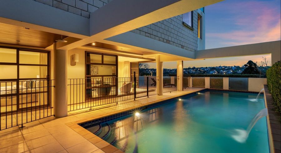  at 10 Ronaki Road, Mission Bay, Auckland City, Auckland