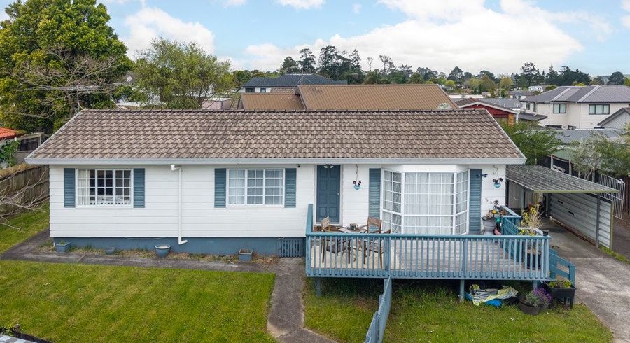 at 1/13 De Quincey Terrace, Highland Park, Manukau City, Auckland