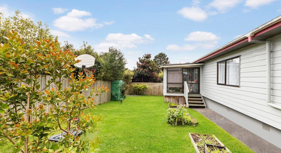  at 128A Lynwood Road, New Lynn, Auckland