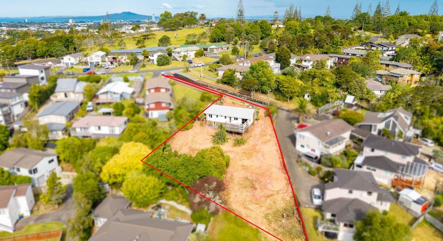  at 380 Glenfield Road, Glenfield, North Shore City, Auckland