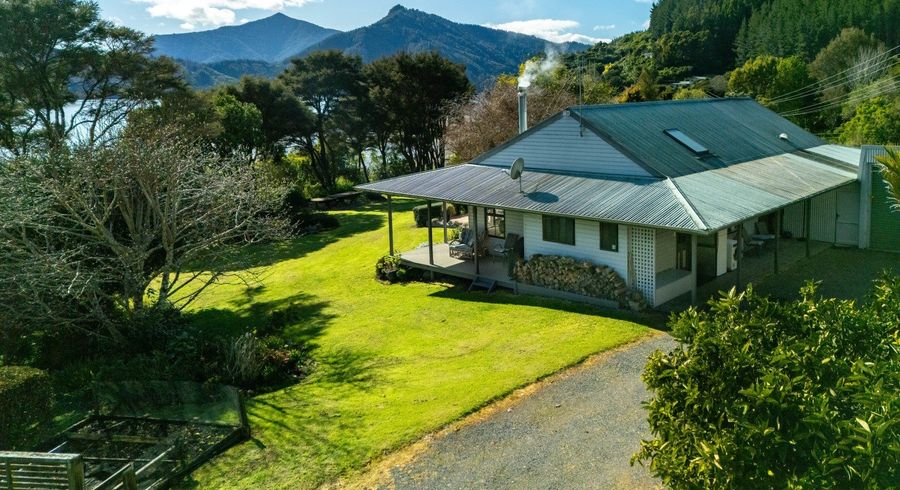  at 718 Kenepuru Road, Picton