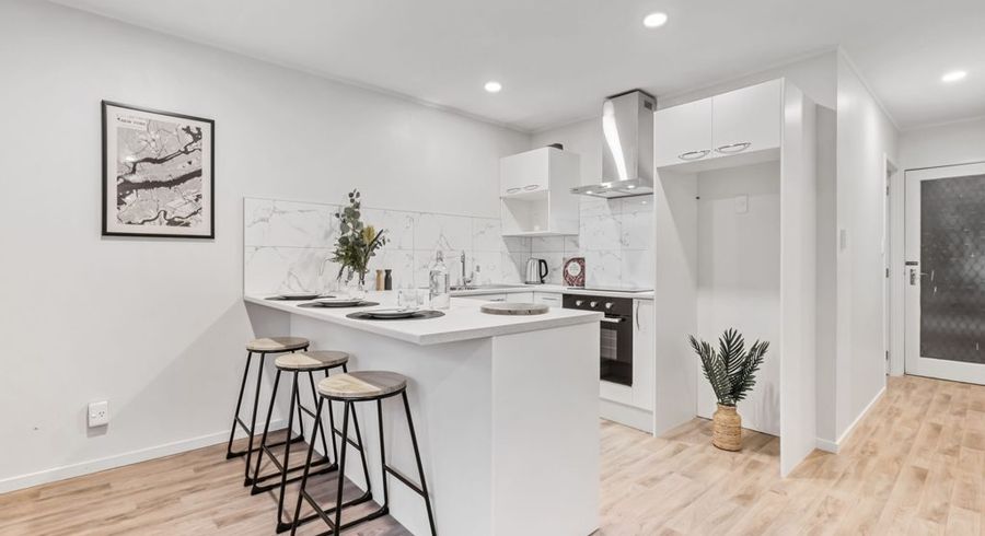  at 2/31 Bowater Place, Manurewa, Manukau City, Auckland