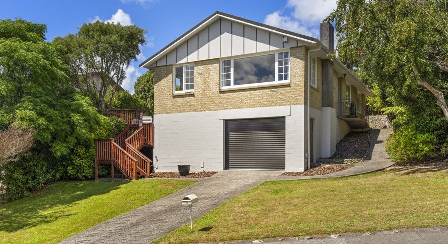  at 15 Sunbrae Drive, Silverstream, Upper Hutt