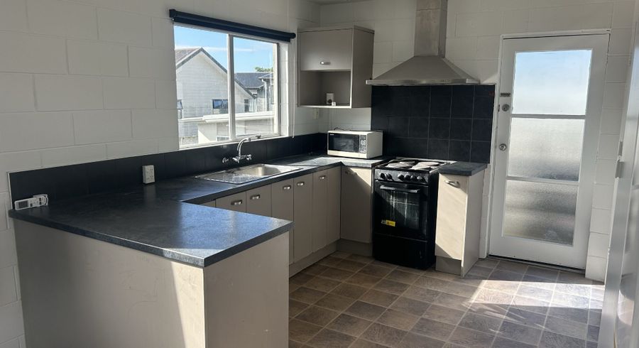  at 8/16 Charlemont Street, Whitiora, Hamilton, Waikato