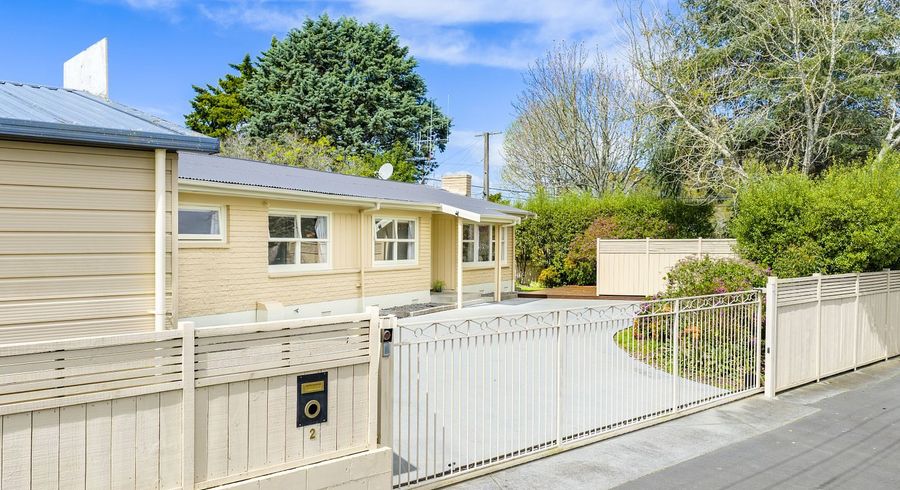  at 2 Carrington Avenue, Hillcrest, Hamilton, Waikato