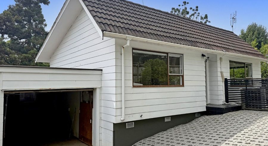  at 2/10 Halder Place, Torbay, North Shore City, Auckland