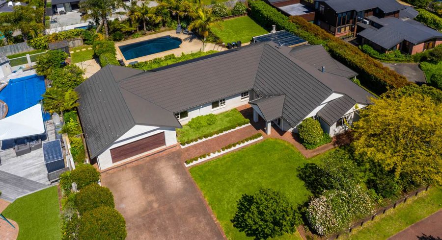  at 5 Kimberly Grove, Greenhithe, Auckland
