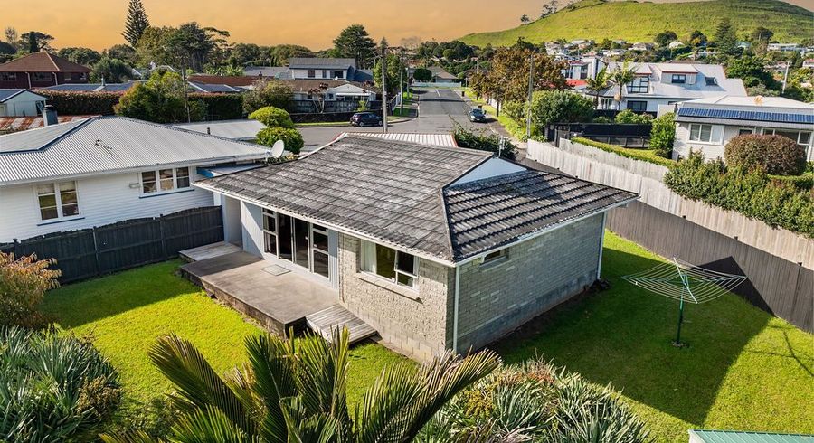  at 13B Kowhai Ave, Mangere Bridge, Manukau City, Auckland