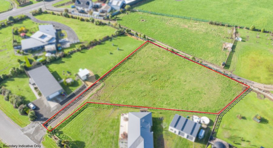  at 11 Grefor Lane, Waitarere, Levin