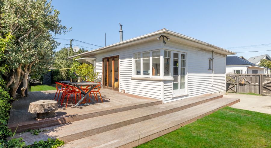  at 33 Rogers Street, Sydenham, Christchurch