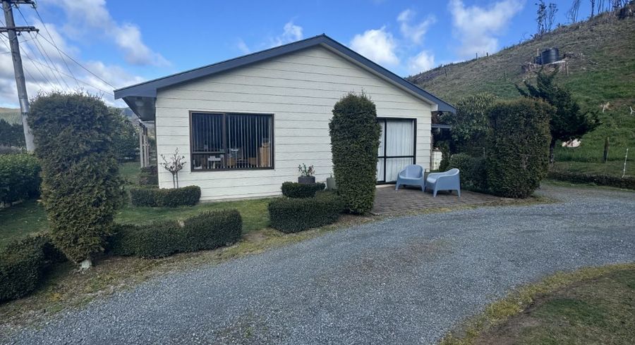  at 1140 Blue mountains Road, Blue Mountains, Upper Hutt, Wellington