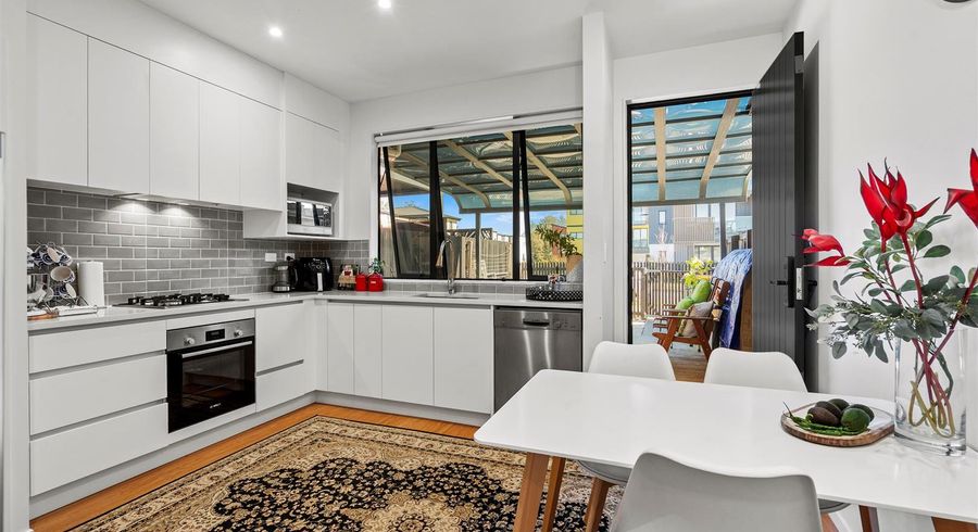  at 3 Serpent Road, Flat Bush, Manukau City, Auckland
