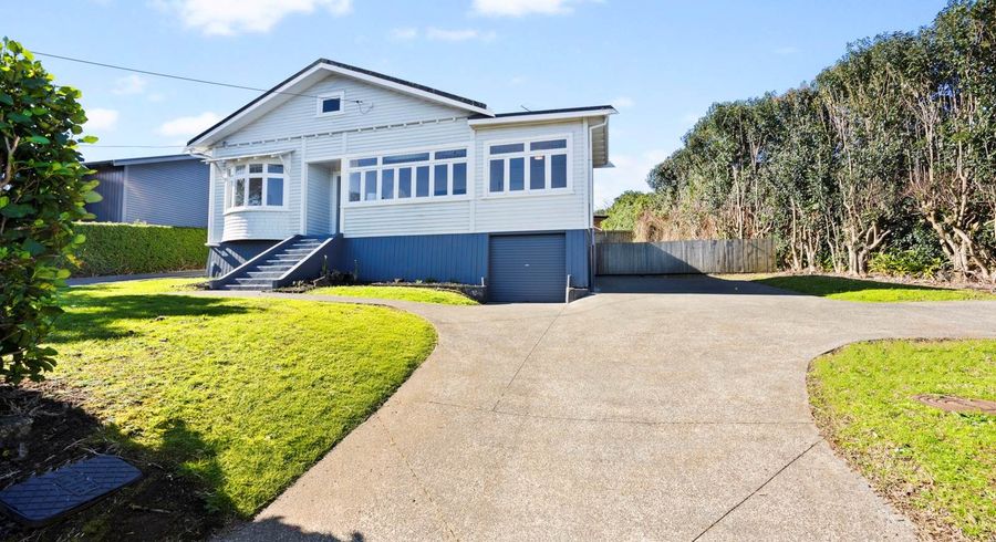  at 1B Lunn Avenue, Mount Wellington, Auckland City, Auckland