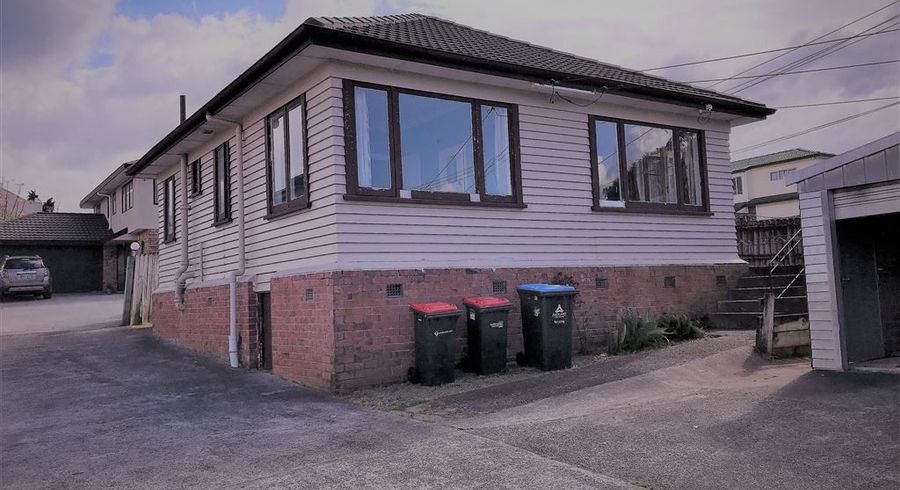  at 26 Stamford Park Road, Mount Roskill, Auckland City, Auckland