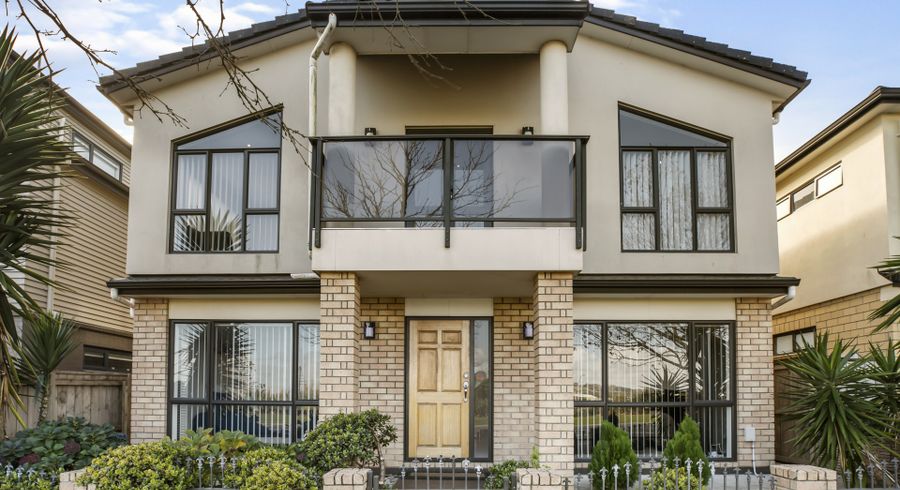  at 33 Agapanthus Place, Flat Bush, Auckland