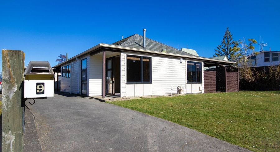  at 9 Papawai Place, Milson, Palmerston North, Manawatu / Whanganui