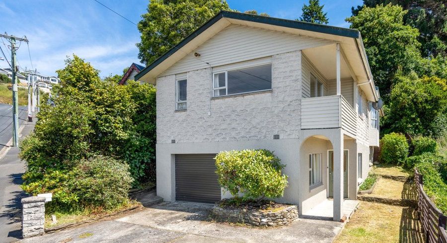  at 30 Leckhampton Court, Clyde Hill, Dunedin