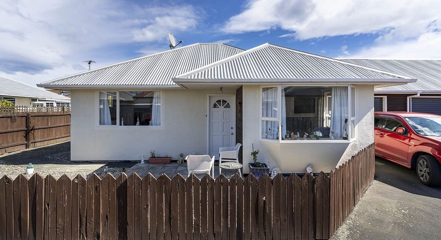  at 4/217 Oxford Street, South Dunedin, Dunedin, Otago
