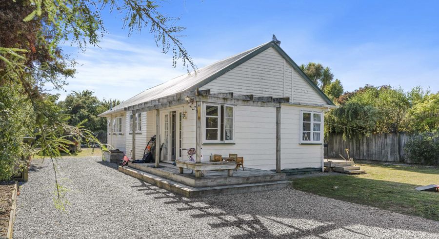 at 33 Malcolm Street, Martinborough