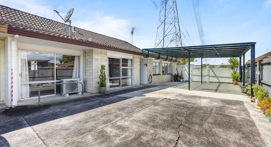  at 2/17 Berwyn Avenue, Takanini, Papakura, Auckland