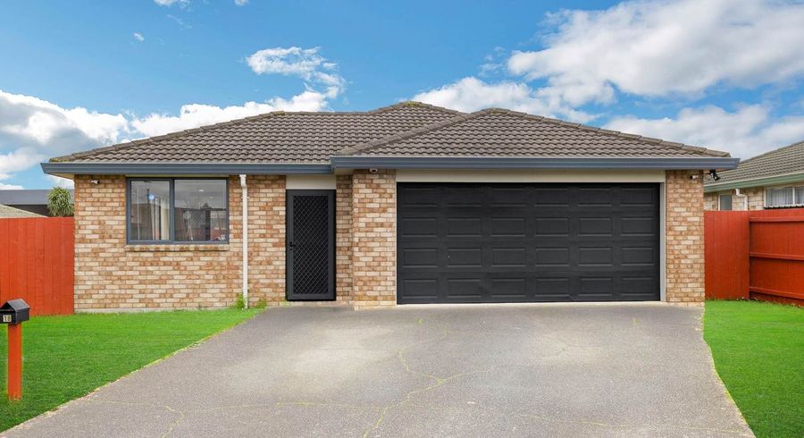  at 18 Scotts Field Drive, Takanini, Auckland