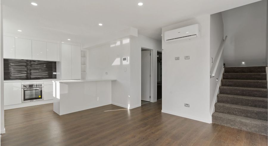  at 2C Melleray Place, Randwick Park, Manukau City, Auckland