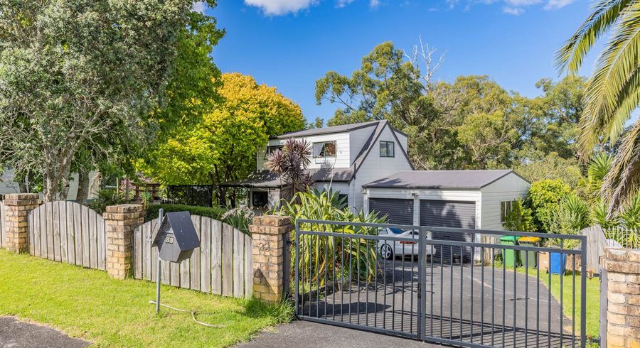  at 33 Elizabeth Drive, West Harbour, Auckland