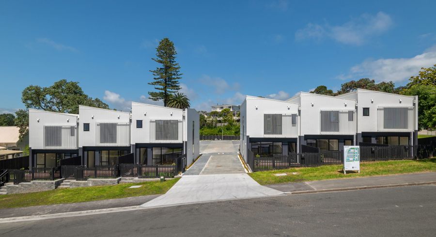  at 16-18 Handley Avenue, Narrow Neck, North Shore City, Auckland