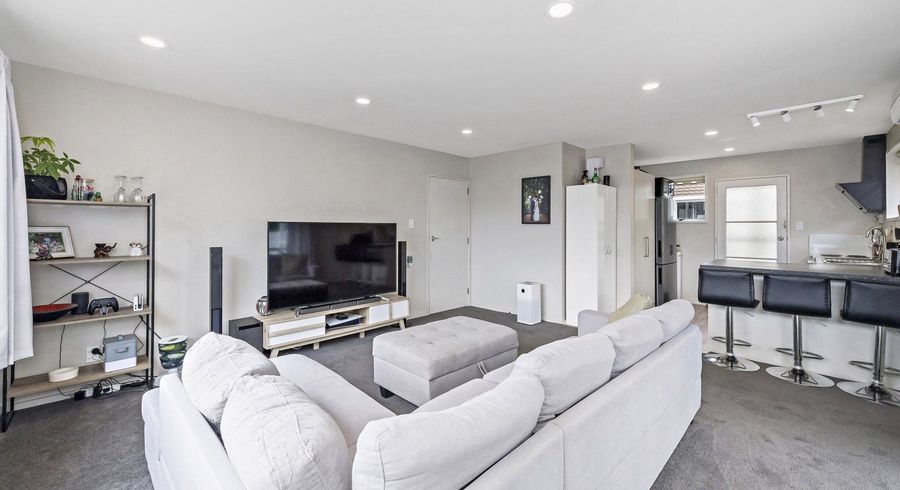  at 2/3 Korora Street, Bromley, Christchurch