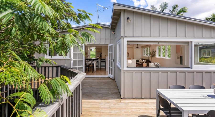  at 91 Island Bay Road, Beach Haven, North Shore City, Auckland