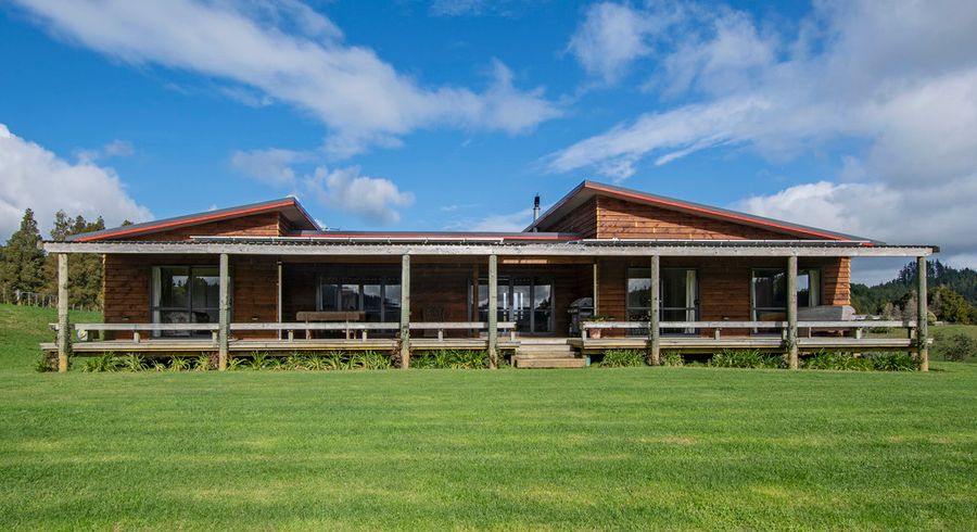  at 942 Tapuhi Road, Hukerenui