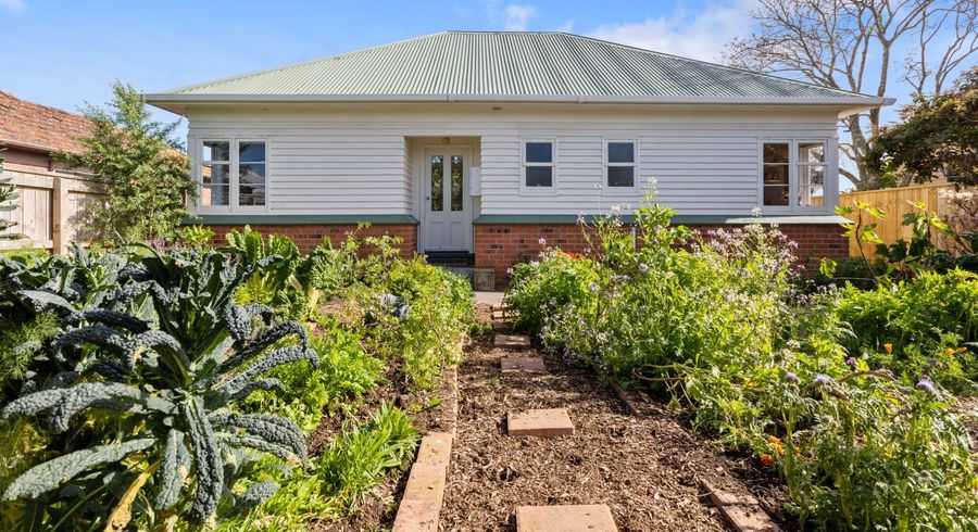  at 43A Upjohn Street, Brooklands, New Plymouth