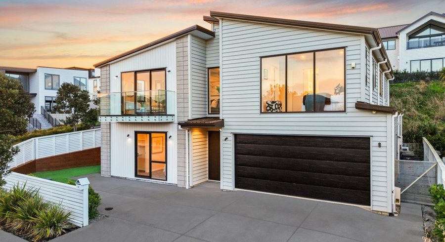  at 12 Tawatawa Street, Long Bay, North Shore City, Auckland