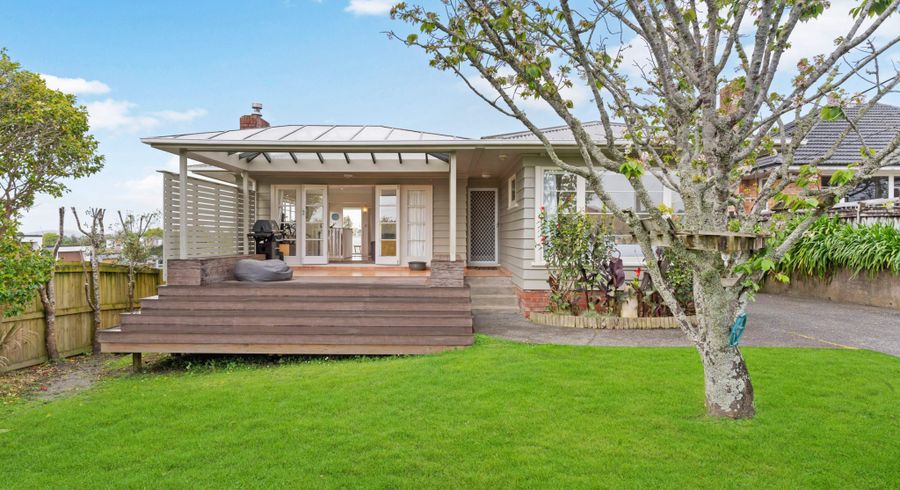  at 106 Rosier Road, Glen Eden, Waitakere City, Auckland