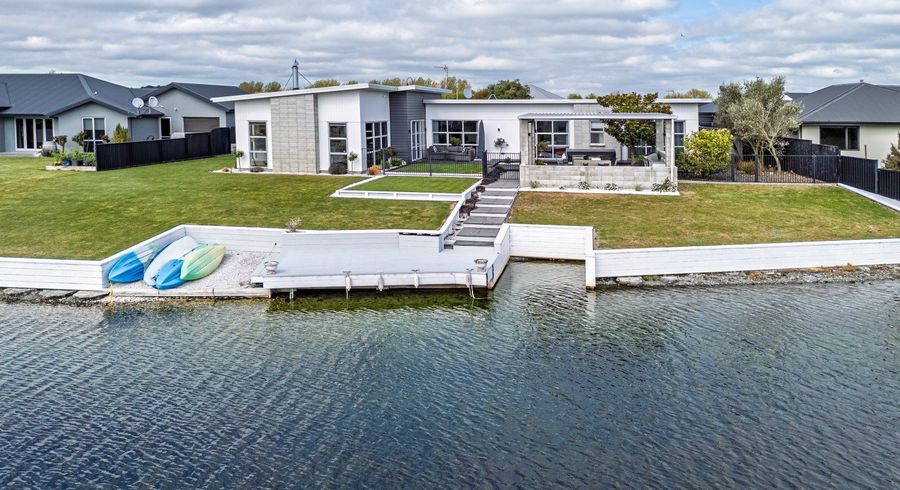  at 21 Torbay Avenue, Huntingdon, Ashburton, Canterbury