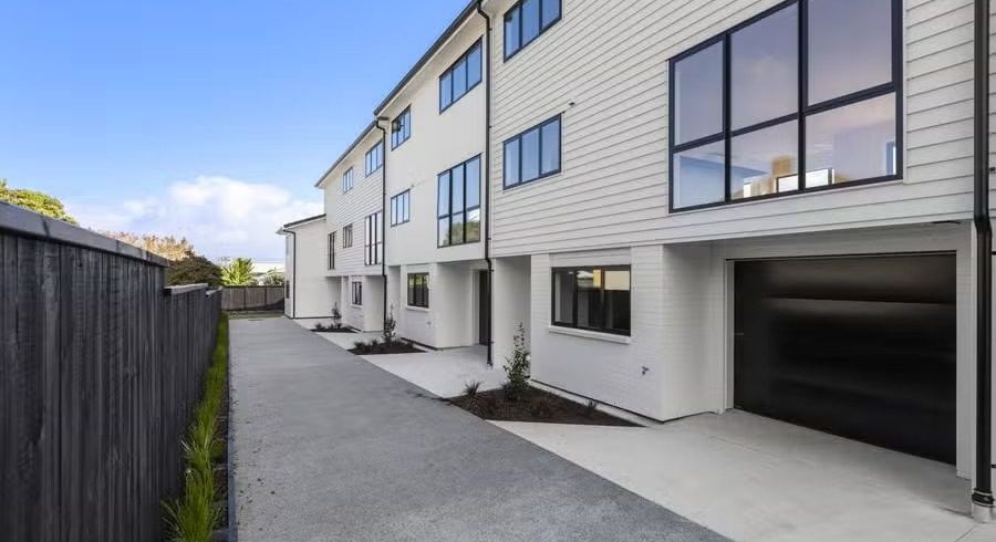  at 2/51 Walmsley Road, Otahuhu, Auckland City, Auckland