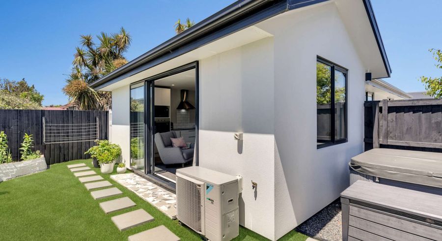  at 4/30 Northcote Road, Northcote, Christchurch