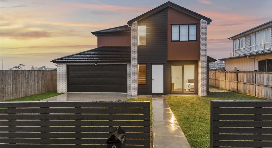  at 9 Tawatawa Street, Long Bay, Auckland