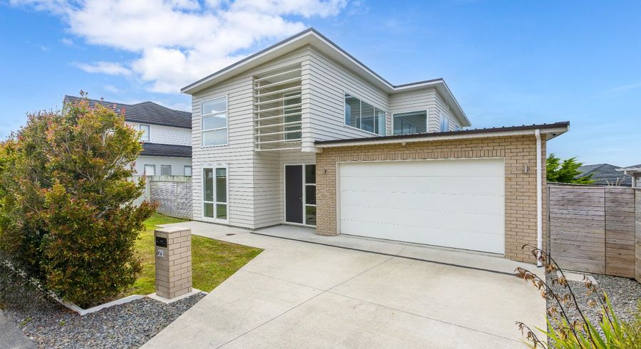  at 21 Headland Drive, Long Bay, North Shore City, Auckland