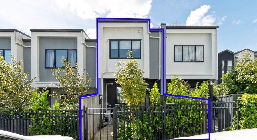  at 35 Morihana Close, Glen Eden, Waitakere City, Auckland