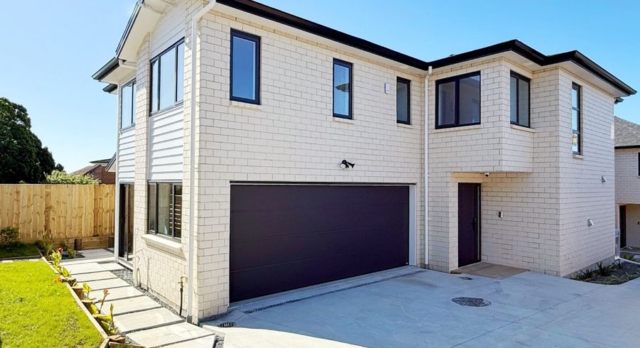  at 8A Downsview Road, Pakuranga Heights, Manukau City, Auckland