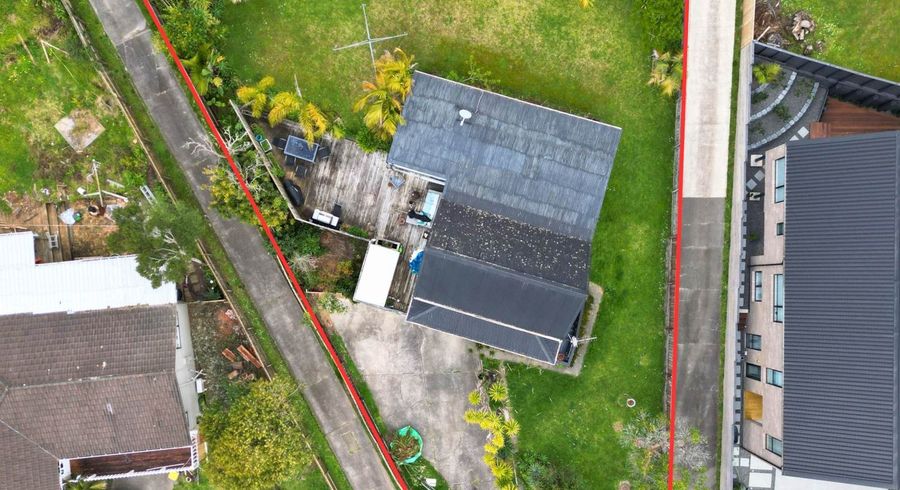  at 97 Oaktree Avenue, Browns Bay, North Shore City, Auckland