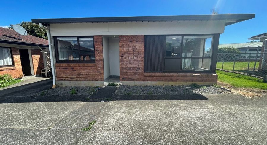  at 4/9 Norman Spencer Drive, Papatoetoe, Manukau City, Auckland