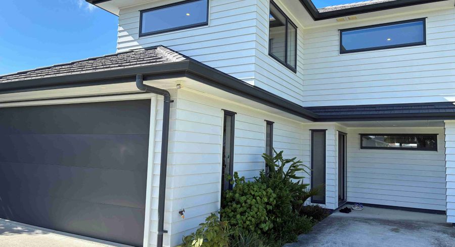  at 55A Larnoch Road, Henderson, Waitakere City, Auckland