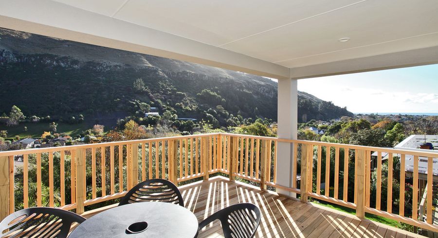  at 34 Evans Pass Road, Sumner, Christchurch